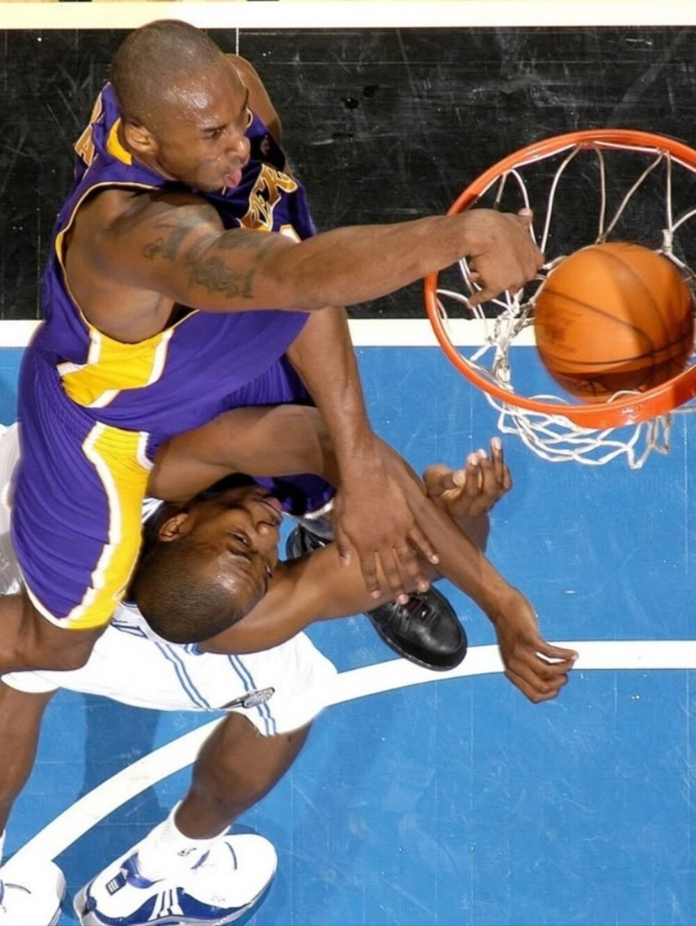 NEW! KOBE BRYANT NBA 8.5x11 ULTRA PREMIUM GLOSSY 4 POSTER BUNDLE SET!